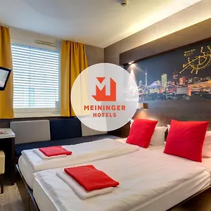 *** Hotel Meininger Hauptbahnhof Tyskland